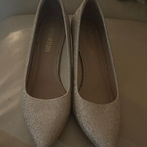 Elegant Champagne Glitter heels